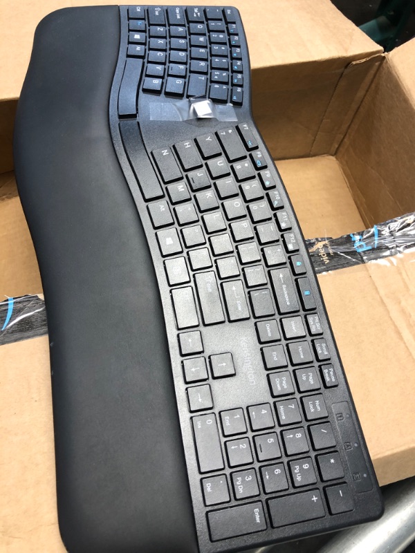 Photo 2 of ***NOT FUNCTIONAL - SEE COMMENTS***
Kensington Pro Fit Ergonomic Wireless Keyboard, bluetooth - Black (K75401US)
