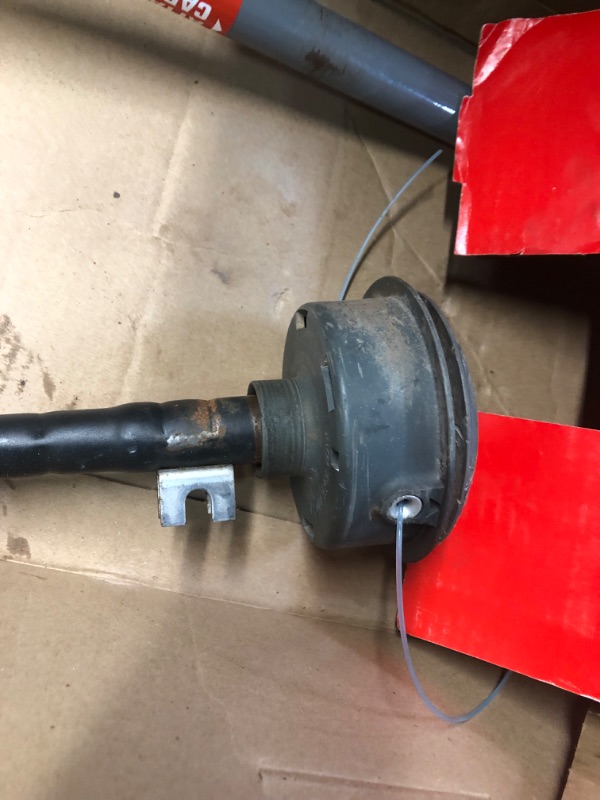 Photo 5 of **minor damage prev used-missing parts**
Craftsman WS4200 30-cc 4-Cycle 17-in Straight Shaft GAS String Trimmer with