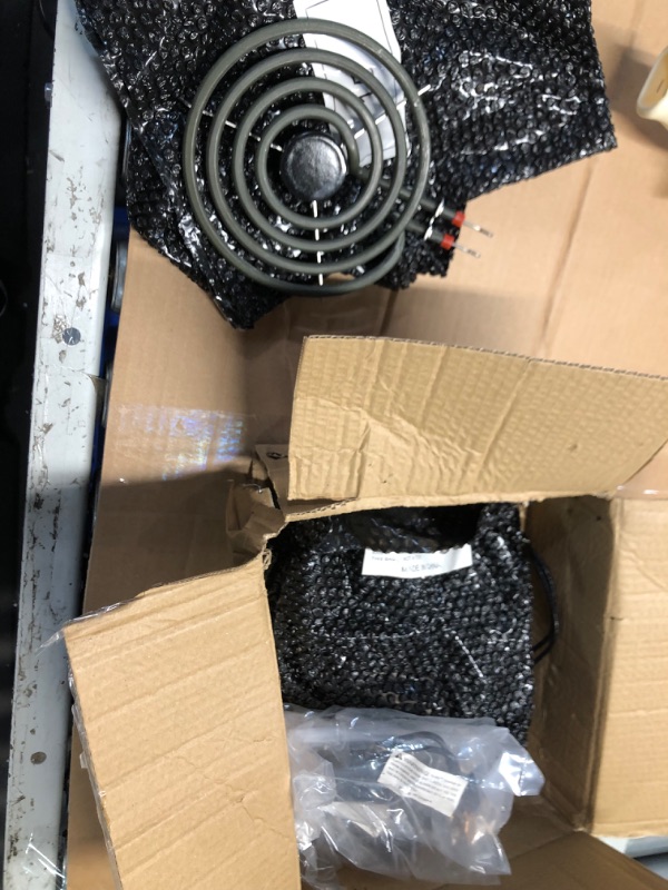 Photo 1 of AMI PARTS Stove Burners MP22YA Electric Range Surface Burner Coil Unit Set (2pcs MP15YA 6" & 2pcs MP21YA 8") with 4pcs 330031 Plug-In Block Kit Replacement Part