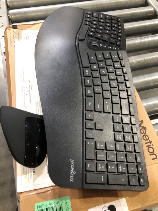 Photo 1 of ***USED***MEETION Ergonomic Keyboard and Mouse Wireless Black
