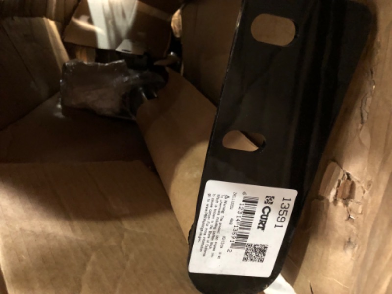 Photo 2 of * HAS SCRATCHES AND SCUFF MARKS ON EDGES*
CURT 13591 Class 3 Trailer Hitch, 2-Inch Receiver, Fits Select Chevy Equinox, GMC Terrain, Pontiac Torrent, Saturn Vue , Black