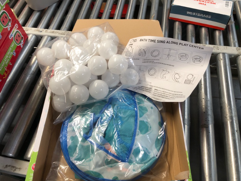 Photo 2 of ***USED - LIKELY MISSING PARTS - UNABLE TO VERIFY FUNCTIONALITY***
Cocomelon Bath Time Sing Along Play Center Ball Pit Tent with 20 Balls