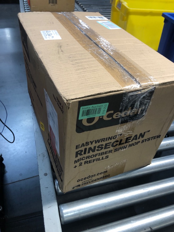 Photo 1 of ***NON-REFUNDABLE, PARTS ONLY***
O-Cedar EasyWring RinseClean Microfiber Spin Mop & Bucket Floor Cleaning System with 2 Extra Refills