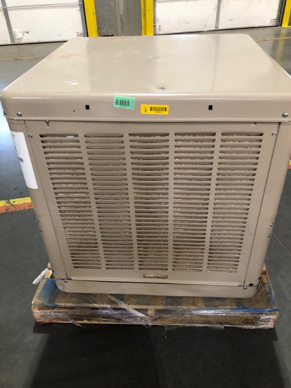 Photo 4 of (MINOR DAMAGE/ SEE NOTES) 
Champion RWC44 Evapcool Window Evaporative Cooler, 4000-CFM - Quantity 1