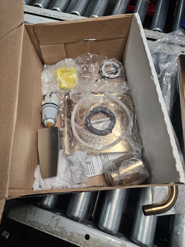 Photo 1 of Delta Faucet Modern Raincan Square Single-Function Shower Valve Trim Kit Gold, Shower Faucet Set, Rainfall Shower Head Gold, Delta Shower Kit, Champagne Bronze T14268-CZ-PP (Valve Not Included) Champagne Bronze Rain Shower Head