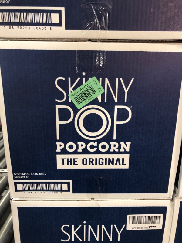 Photo 2 of ***(EXP:08/22/2024 )NONREFUNDABLE***SkinnyPop Popcorn, Gluten Free, Non-GMO, Healthy Snacks, Skinny Pop Dairy Free White Cheddar Popcorn, 4.4oz Grocery Size Snack Bags (12 Count) Cheddar-Cheese 4.4 Ounce (Pack of 12)