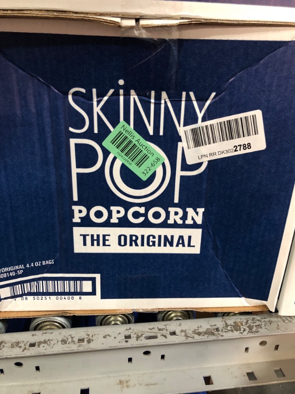 Photo 2 of ***(EXP:08/2024 )NONREFUNDABLE***SkinnyPop Popcorn, Gluten Free, Non-GMO, Healthy Snacks, Skinny Pop Dairy Free White Cheddar Popcorn, 4.4oz Grocery Size Snack Bags (12 Count) Cheddar-Cheese 4.4 Ounce (Pack of 12)