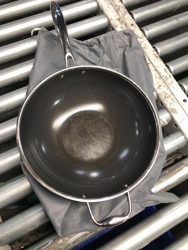 Photo 2 of (READ FULL POST) Hexclad Nonstick 12-Inch Wok, Stay-Cool Handle, Dishwasher and Oven Safe, Compatible with All Cooktops, Induction Ready