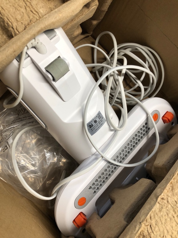 Photo 1 of 
bed vacuum cleaner