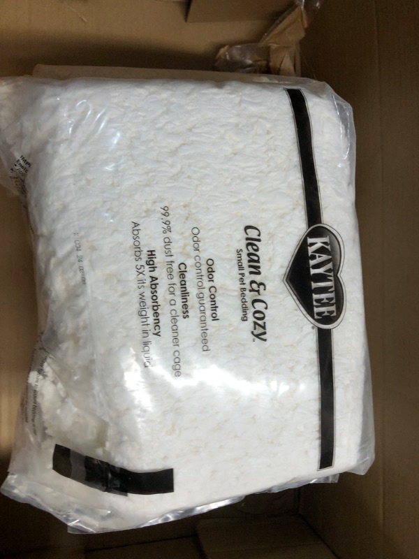 Photo 2 of 
Kaytee Clean & Cozy White Paper Bedding 100 Liters