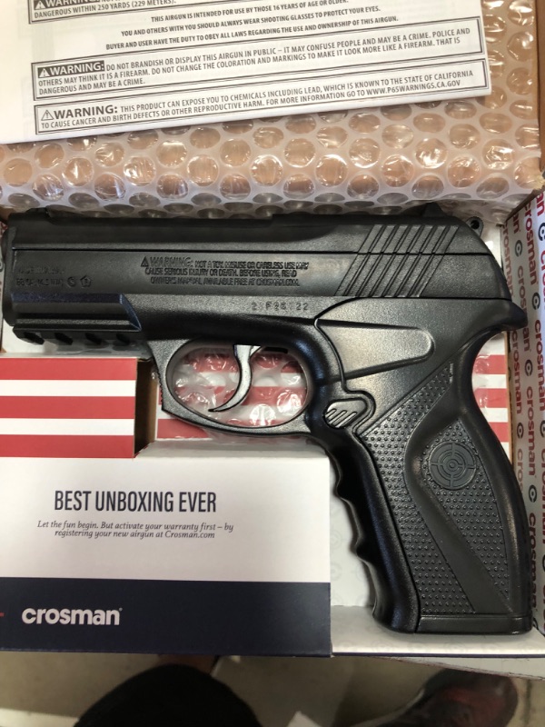 Photo 3 of Crosman C11 Semi-Auto Air Pistol (BB)
