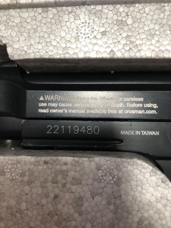 Photo 2 of Crosman CFAMP1L Full Auto P1 CO2-Powered BB Air Pistol With Laser Sight (Class II <1 mW)
