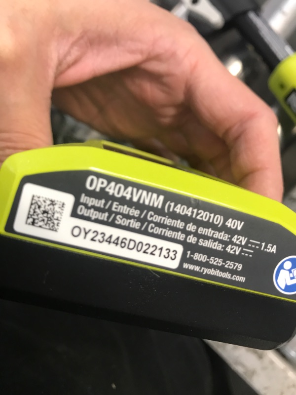 Photo 1 of ***USED - BATTERY POWERS ON AND CHARGES - UNABLE TO TEST FURTHER - SEE PICTURES***
40V 10 in. Cordless Battery Pole Saw with 2.0 Ah Battery and Charger