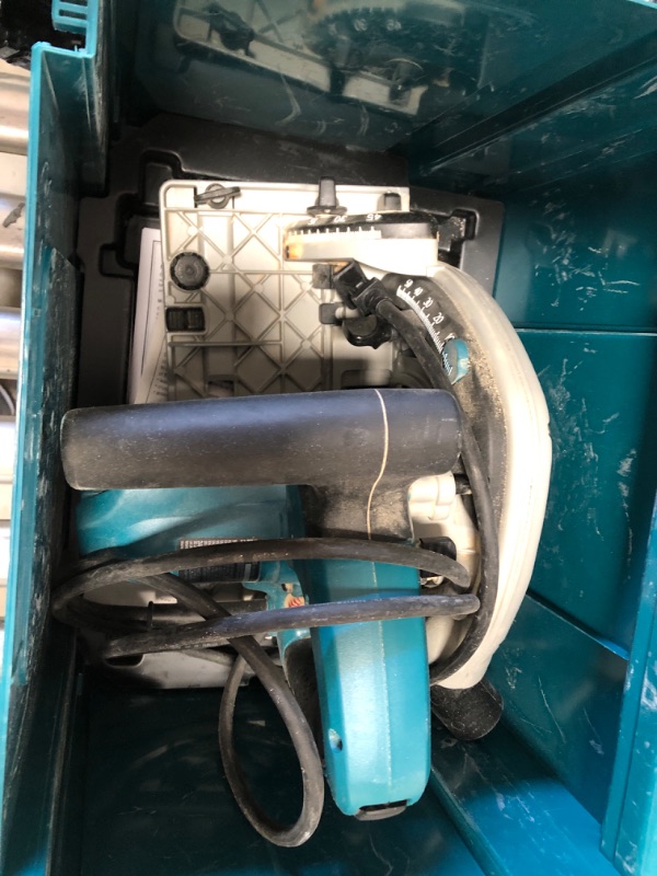 Photo 1 of Makita SP6000J 6-1/2-Inch Plunge Circular Saw