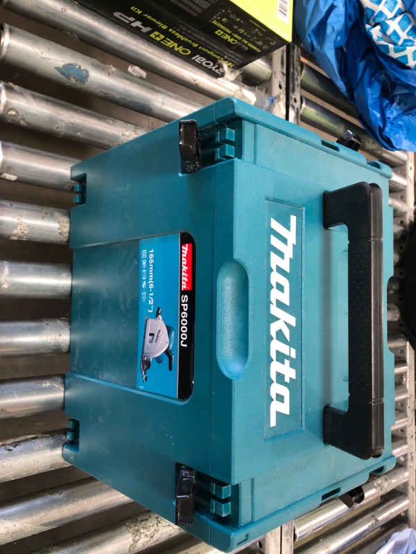 Photo 1 of Makita SP6000J 6-1/2-Inch Plunge Circular Saw