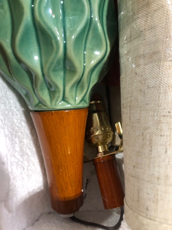 Photo 1 of ***PARTS ONLY******NON REFUNDABLE***
Vintage Table Lamps for Bedrooms Set of 2, Retro Bedside Lamp for Living Room with USB Port, Handcrafted Green Ceramic 3-Way Dimmable Nightstand Lamp with Oatmeal Linen Shade (Bulb Included)