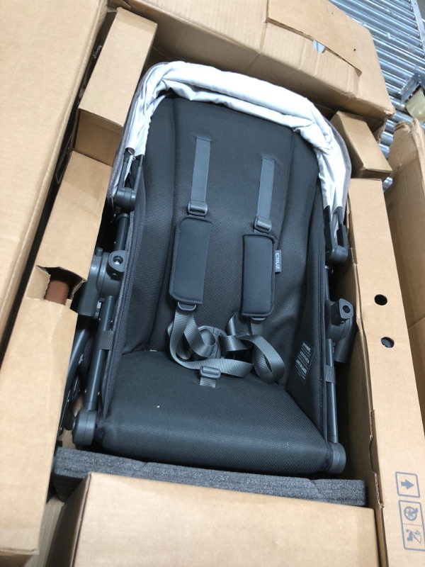 Photo 2 of * MISSING PARTS* UPPAbaby Vista V2 Stroller / Convertible Single-To-Double System / Bassinet, Toddler Seat, Bug Shield, Rain Shield, and Storage Bag Included / Greyson (Charcoal Mélange/Carbon Frame/Saddle Leather) Greyson Bassinet