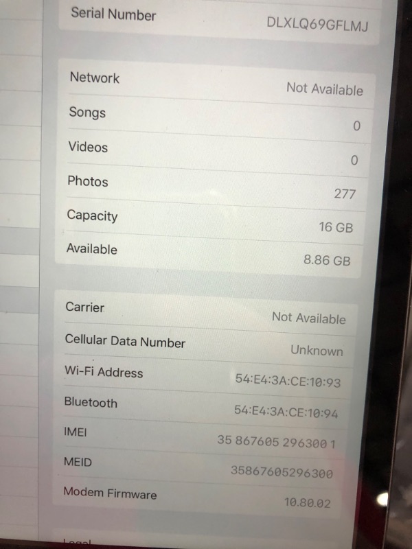 Photo 2 of Apple iPad Mini 2 16GB with Retina Display Wi-Fi Tablet - Gray 