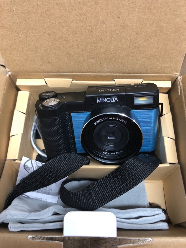 Photo 2 of Minolta MND30 30 MP / 2.7K Ultra HD Digital Camera (Blue)