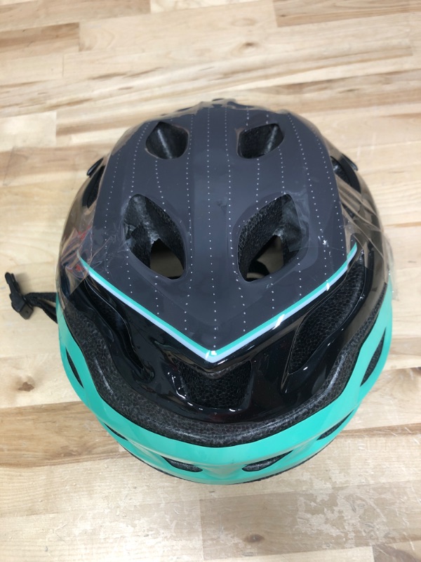 Photo 2 of Bell Adult Cadence Bicycle Helmet
