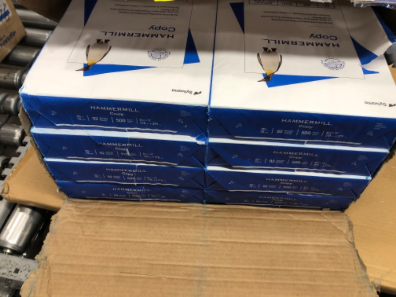 Photo 1 of Hammermill Printer Paper 20lb Copy Paper 8.5 X 11, 8 Ream 4,000 Sheets 92 Bright
