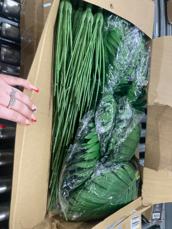 Photo 2 of Set of Artificial Palm Leaves Plants 33" Extra Large Palm Leaves with Stem Fake Tropical Plant Branch Faux Greenery Imitation Palm Tree for Home, Flower Arrangement, Party, Wedding, Outdoor