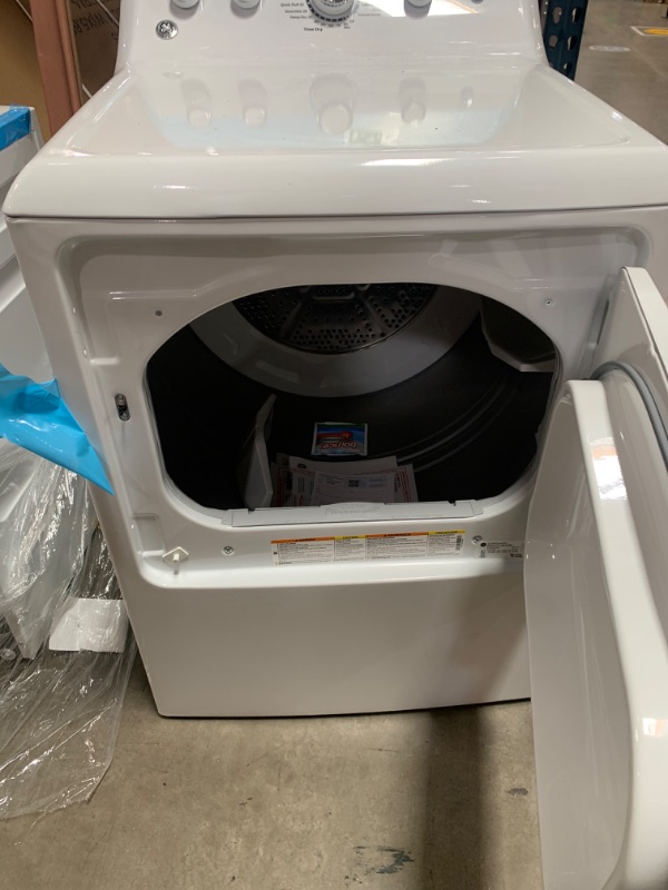 Photo 1 of GE 7.2-cu ft Electric Dryer (White)
