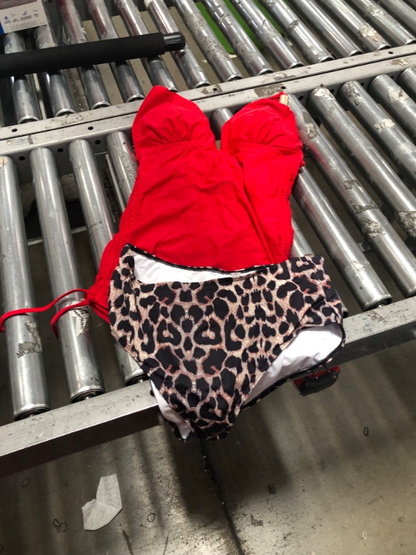 Photo 1 of SUUKSESS Women Halter Tankini Bathing Suits Sexy Slimming Tummy Control Swimsuit Large #1 Red Leopard