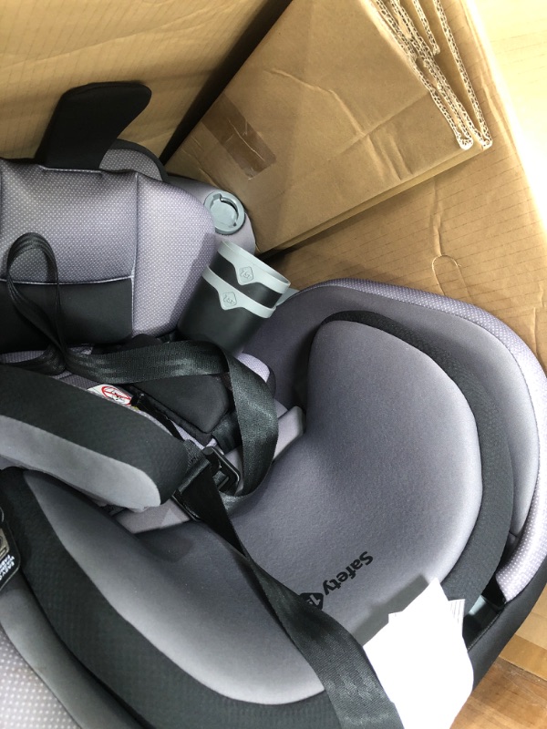 Photo 2 of Turn and Go 360 DLX Rotating All-in-One Convertible Car Seat