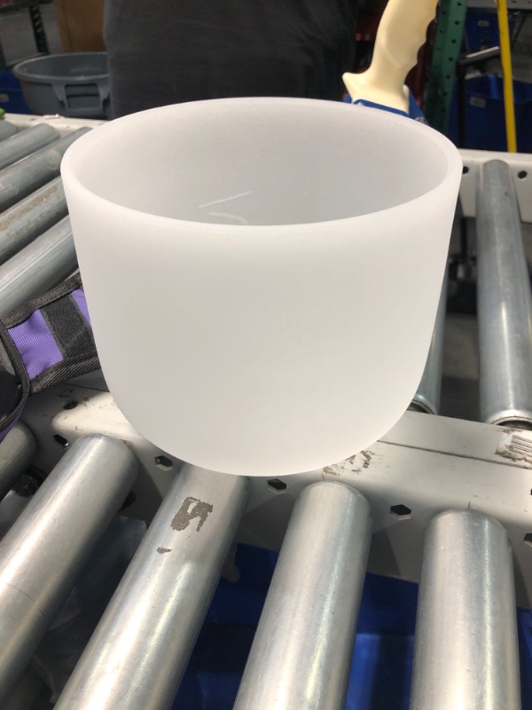 Photo 1 of (READ FULL POST)  8 Inch F Note Heart Chakra Frosted Quartz Crystal Singing Bowl Meditation Therapy Sound Healing Instrument Sound Bath Bowl with Carrying Bag (UNKNOWN FREQUENCY _ UNABLE TO TELL/FIND OUT) 