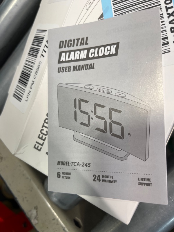 Photo 3 of 
DIGITAL ALARM CLOCK


