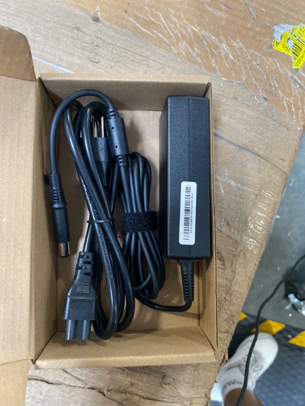 Photo 1 of 65W Charger Power Supply Adapter for Dell Chromebook 11 3180 3189 3120 3181 P22T P26T LA65NS2-01 PA-12 HA65NM130 06TM1C 09RN2C 6TM1C Y1H45 1XRN1 PA-1900-02D CB1C13 DA65NM111-00 928G4