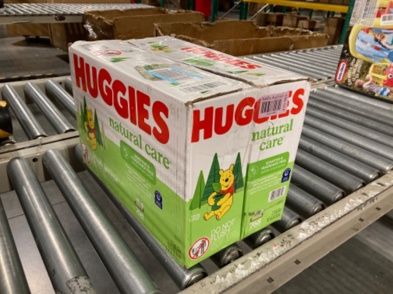 Photo 1 of Huggies Natural Care Sensitive Baby Wipes, Unscented, Hypoallergenic, 99% Purified Water, 15 Flip-Top Packs (960 Wipes Total) 64 Count (Pack of 15) 960