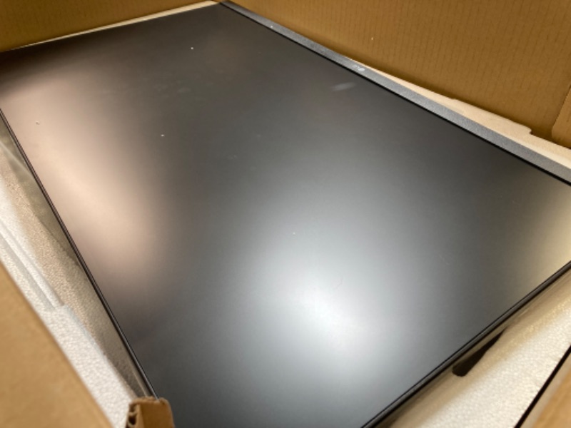 Photo 4 of ***FOR PARTS ONLY NO RETURNS***LG UltraGear QHD 27-Inch Gaming Monitor 27GL83A-B - IPS 1ms (GtG), with HDR 10 Compatibility, NVIDIA G-SYNC, and AMD FreeSync, 144Hz, Black