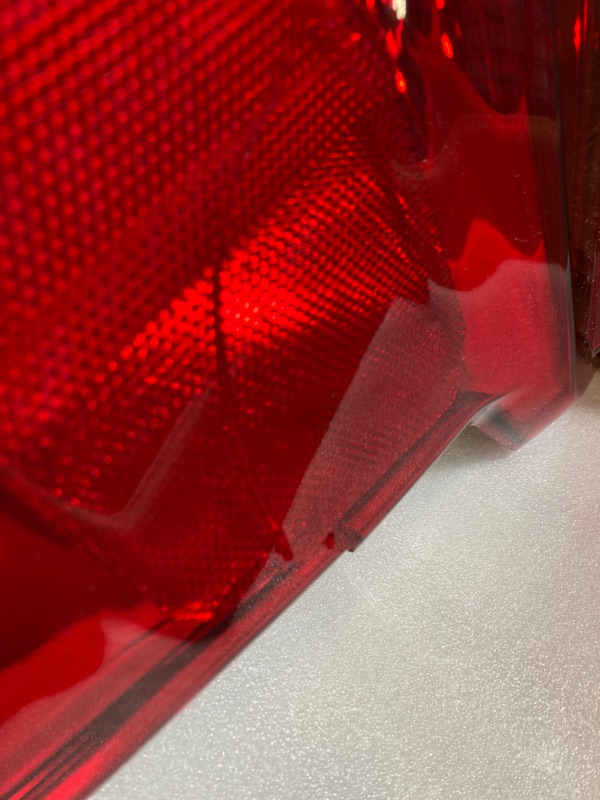 Photo 3 of *broken lens**HECASA Rear Right Tail Light Brake Lamp Compatible with 2016-2023 Nissan Titan and Titan XD (Passanger Side) - Replace for 26550-EZ23D NI2801213 (With Bulbs) Right Passanger Side