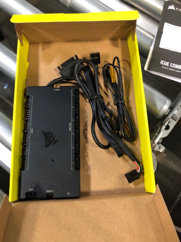 Photo 1 of CORSAIR iCUE COMMANDER CORE XT, Digital Fan Speed and RGB Lighting Controller COMMANDER CORE XT Controller
