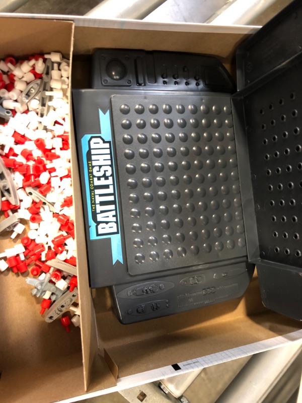 Photo 1 of Battleship With Planes Strategy Board Game For Ages 7 and Up (Amazon Exclusive)
