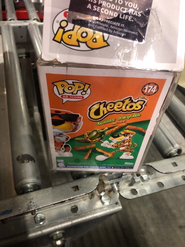 Photo 3 of FUNKO Chester Cheetah Cheddar Jalapeno Cheetos Hollywood Exclusive Vinyl Figure