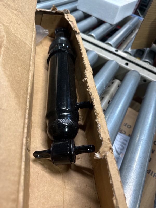 Photo 3 of ***USED*** ONLY 1 SHOCK*** ***48780-R P166T1G***For Ford F-150 & F-250 Pair Rear Monroe Max-Air Shocks - BuyAutoParts 77-66786CJ New