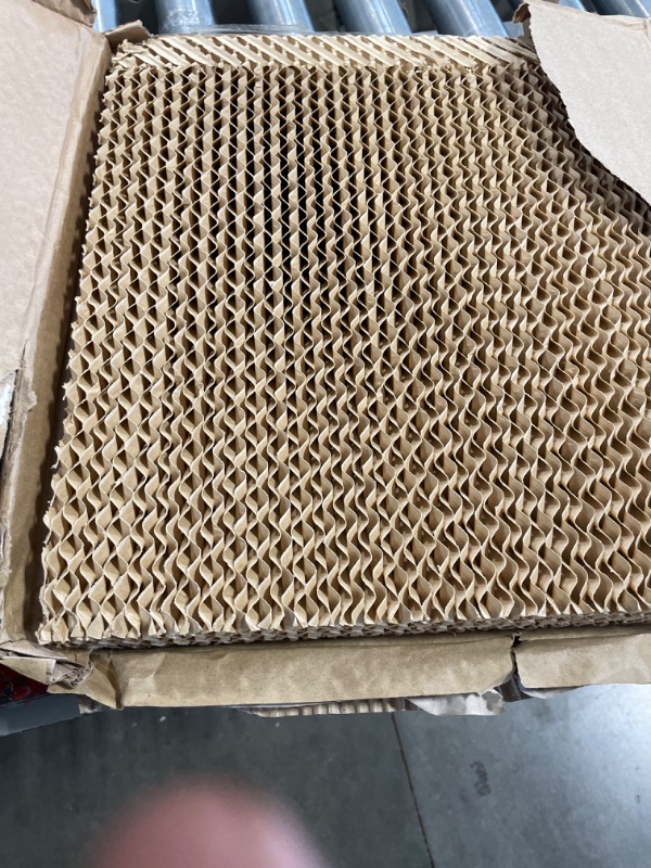 Photo 2 of ****USED**Honeywell Replacement Cooling Pad for CL25AE/CO25AE Evaporative Cooler