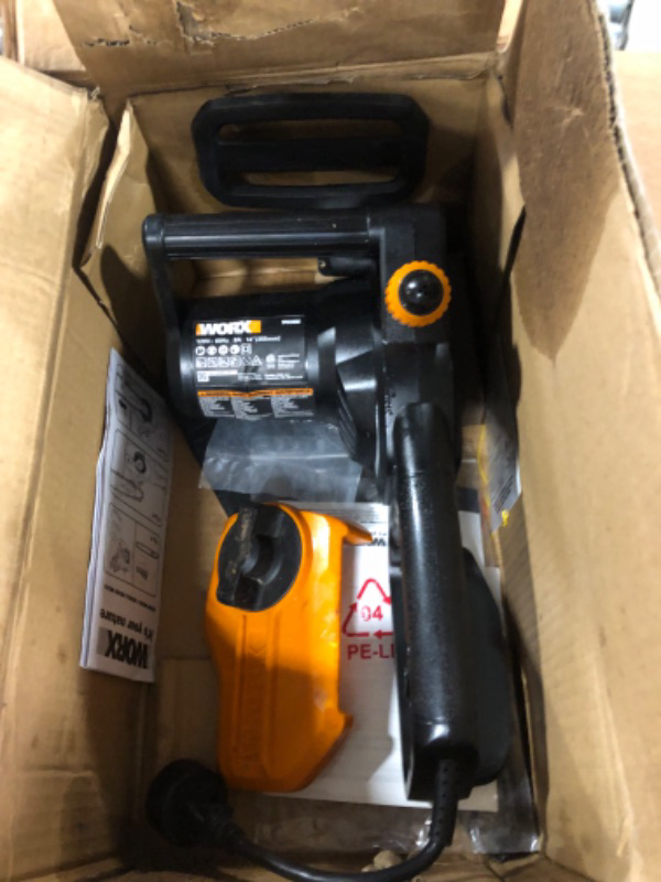 Photo 2 of *** NOT FUNCTIONAL SELLING AS PARTS***** AS IS NO RETURN***WORX WG305.1 8 Amp 14" Electric Chainsaw 14" 8.0Amp Electric Chainsaw