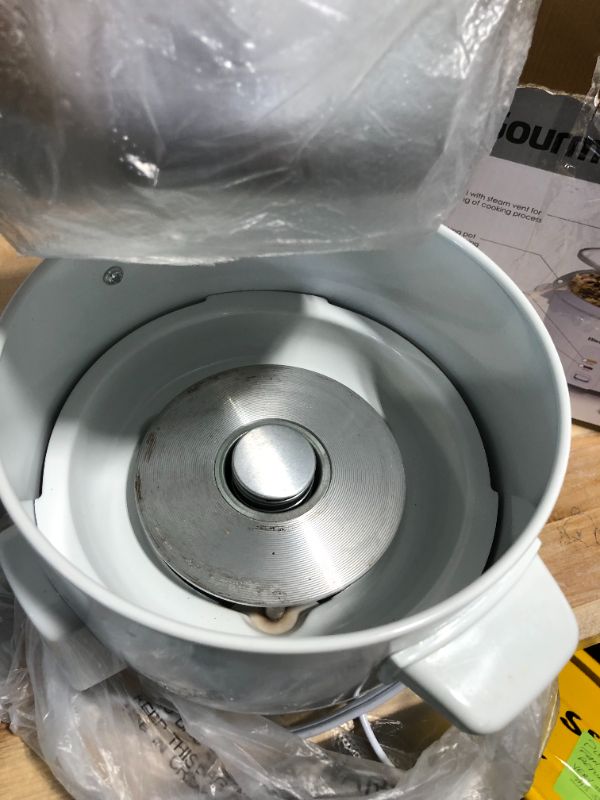 Photo 1 of 6-Cup Rice Cooker