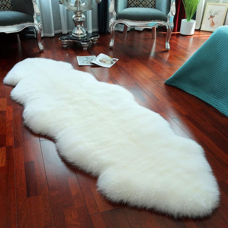 Photo 1 of ***product similar to the original photo*** LLB Genuine Sheepskin Area Rug Wool Rug Fur Carpet Fluffy Shaggy Fur Rug for Living Room Kids Bedroom Real Sheepskin Throw Lambskin Rugs Sofa Mat Chair Seat Covers (Ivory White