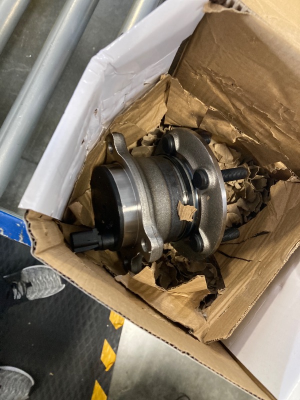 Photo 3 of 512499 Rear Wheel Bearing and Hub Assembly with ABS 2WD for Ford Escape 2013-2019, C-Max 2013-2018, Lincoln MKC 2015-2019 Wheel Hub Bearing Assembly FWD 5 Lugs (Without Parking Assist)