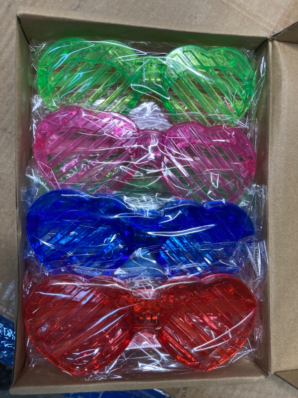 Photo 1 of 5pcs  Glasses Led Glasses for Party, 5 Color Heart Glow Glasses Glow in the Dark Glasses for Adult Neon Accessories Rave Accessories Flashing Shutter Shades Glasses for Birthday Holiday ***stock photo similar item***