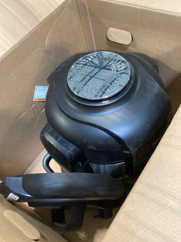 Photo 2 of ***SCRATCHES/COSMETIC DAMAGE BUT TURNS ON***
Ninja FD302 Foodi 11-in-1 Pro 6.5 qt. Pressure Cooker & Air Fryer that Steams, Slow Cooks, Sears, Sautés, Dehydrates & More, with 4.6 qt. Crisper Plate, Nesting Broil Rack & Recipe Book, Silver/Black 6.5 Quart 