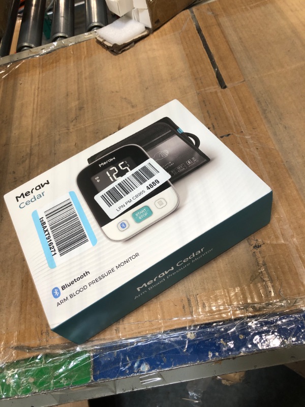 Photo 1 of Meraw Bluetooth Blood Pressure Machine, High Accuracy Blood Pressure Cuff Arm 8.7-16.5' with Irregular Heartbeat Monitoring, Unlimited Memories in APP, 4 AAA Batteries (White)