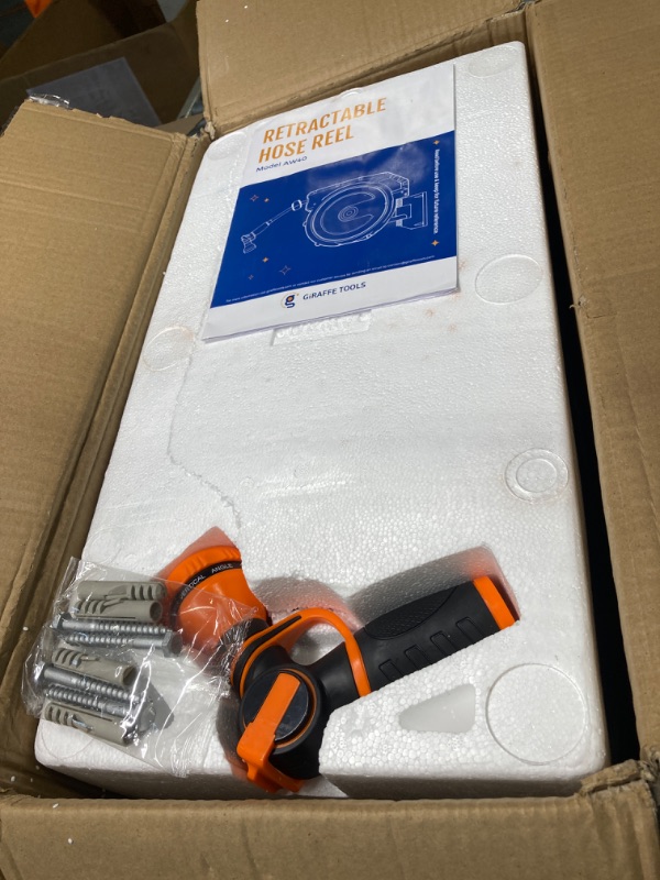 Photo 1 of "LIKE NEW"
Giraffe Tools AW405/8MB Retractable Garden Hose Reel 5/8" x 90 ft PRO Metal Bracket, Heavy Duty, Any Length Lock Hose Reel, 90ft, Dark Grey
