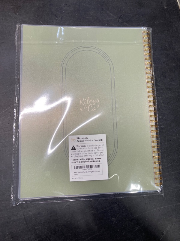 Photo 3 of "NEW"
Rileys 2024 Weekly Planner - Annual Weekly & Monthly Agenda Planner, Jan - Dec 2024, Flexible Cover, Notes Pages, Twin-Wire Binding (8.5 x 11-Inches, Green) 8.5 x 11-Inches Green