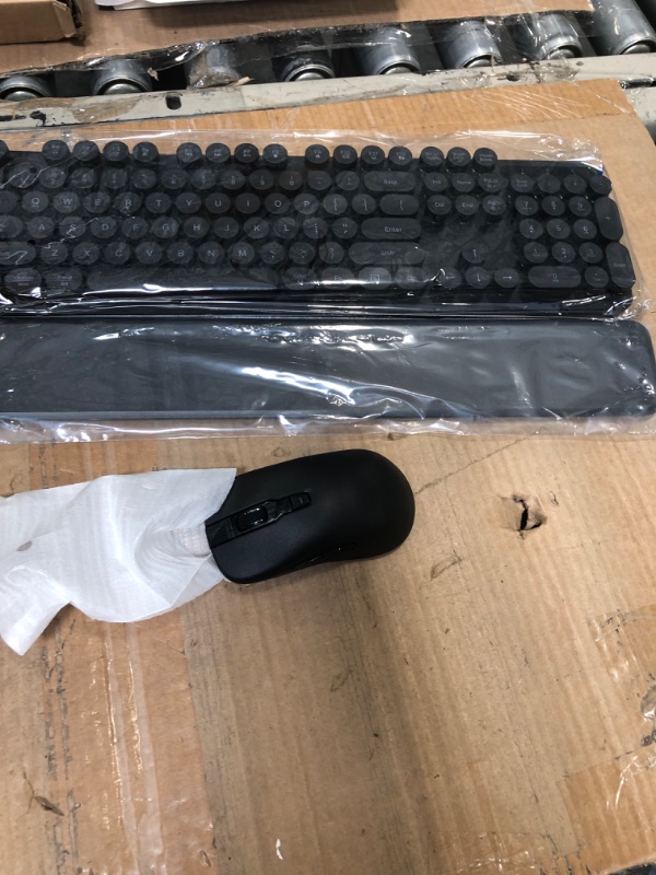 Photo 2 of *** NOT FUNCTIONAL****** FOR PARTS ONLY ** NO RETUNRS***

Wireless Keyboard and Mouse Backlit - Retro Round Keycaps, Detachable Wrist Rest, Light Up Letters, 2.4G Lag-Free Rechargeable Typewriter Keyboard Mouse Combo for Mac, Windows, PC, Laptop (Black)